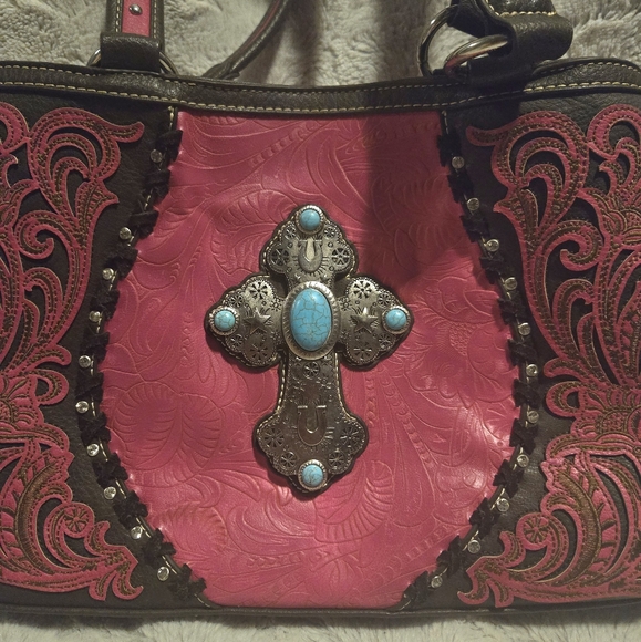 Montana West Hot Pink with Silver and Turquoise Cross  Purse - Picture 5 of 6